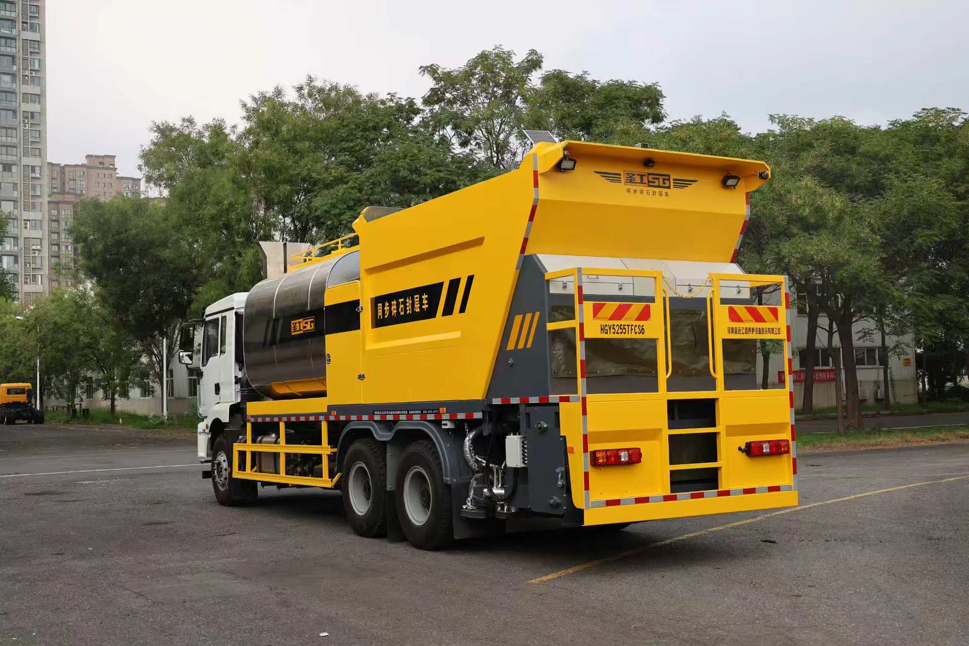 HGY5255TFCS6（橡膠）同步碎石封層車